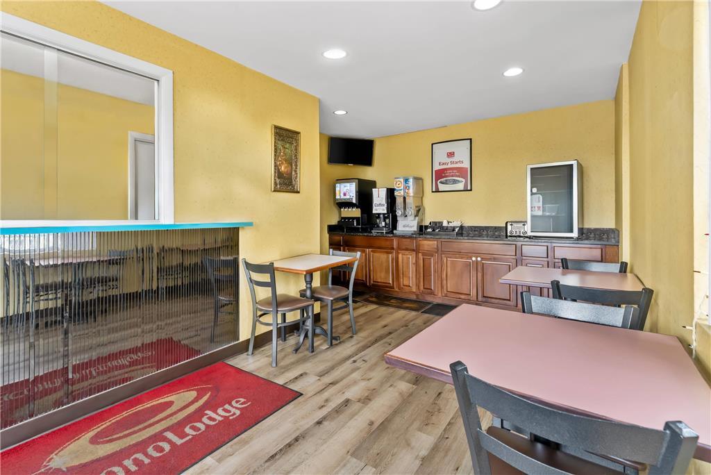Econo Lodge Fredericksburg Near I-95 Interior photo
