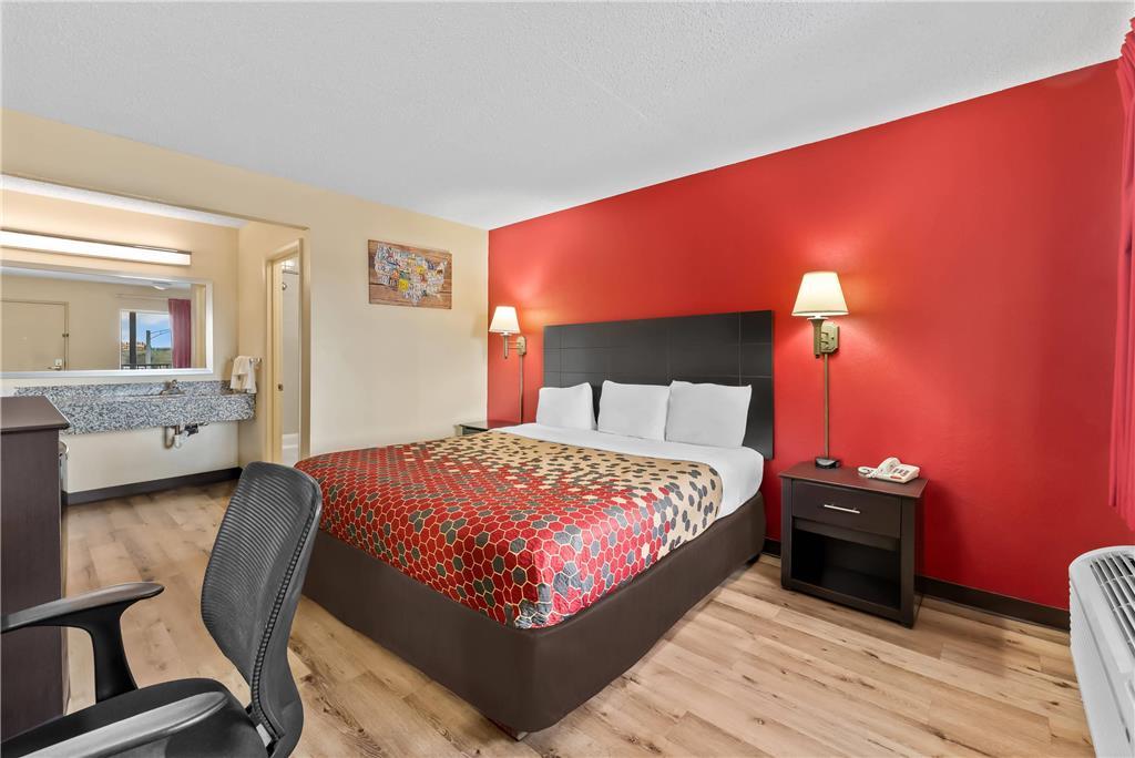 Econo Lodge Fredericksburg Near I-95 Room photo